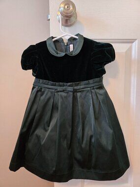 Girls size 18 months il gufo green dress